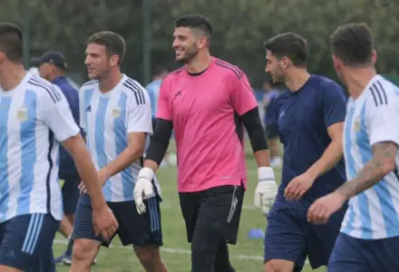 Gerónimo Rulli segue como nome de peso entre os goleiros argentinos