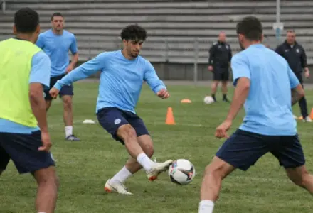 Ait-Nouri quer transformar o primeiro gol em rotina no Manchester City