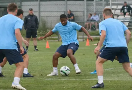 Richard Masters pede calma e diz que caso do Manchester City precisa seguir seu curso