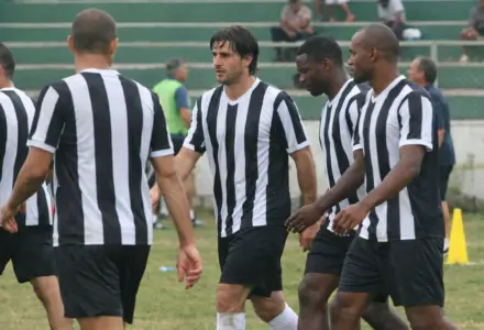 Newcastle acelera para registrar Nico González antes de encarar o Tottenham