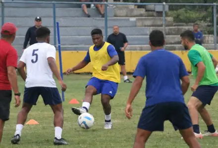 Mourinho questiona a lógica do Bola de Ouro e atualiza situação de Endrick e Tchouaméni