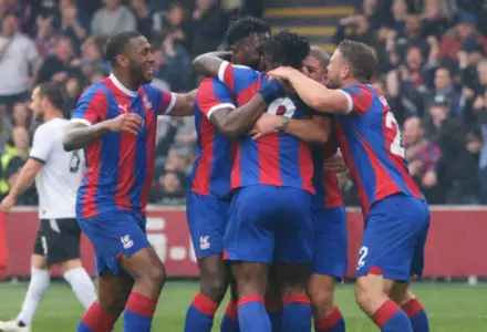 Crystal Palace mira Axel Disasi e esbarra na pedida do Chelsea