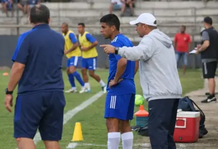 Cruzeiro monitora elenco e vê laterais como foco de decisões para 2027
