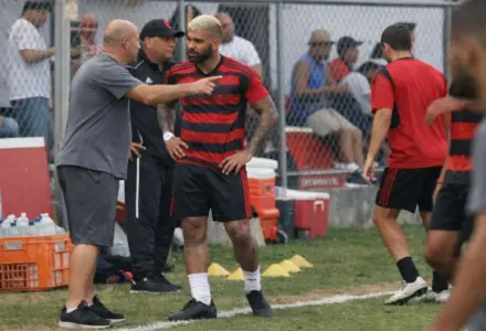 Marcos Braz admite cenário para volta de Gabigol ao Flamengo